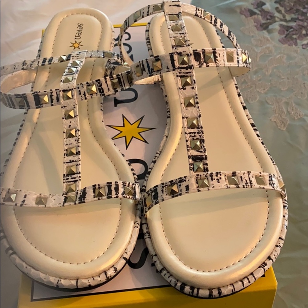 Strappy sandals